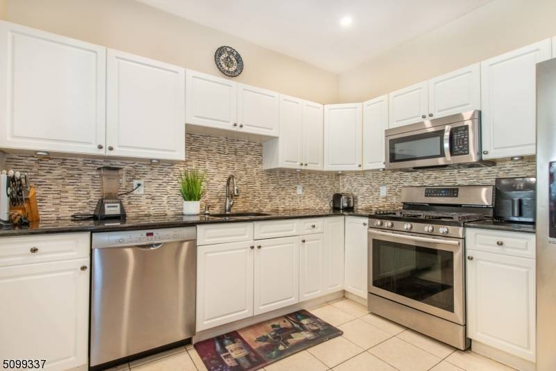 Parsippany-troy Hills Twp., NJ 07950,136 SPRINGHILL DRIVE
