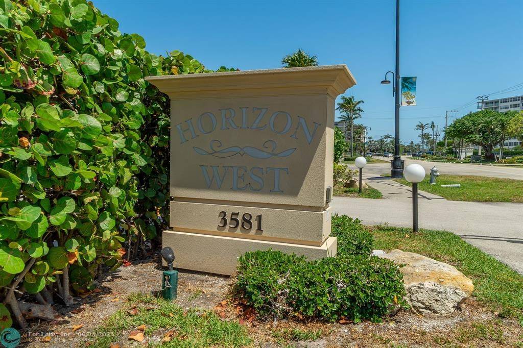 Palm Beach, FL 33480,3581 S Ocean Blvd #2D