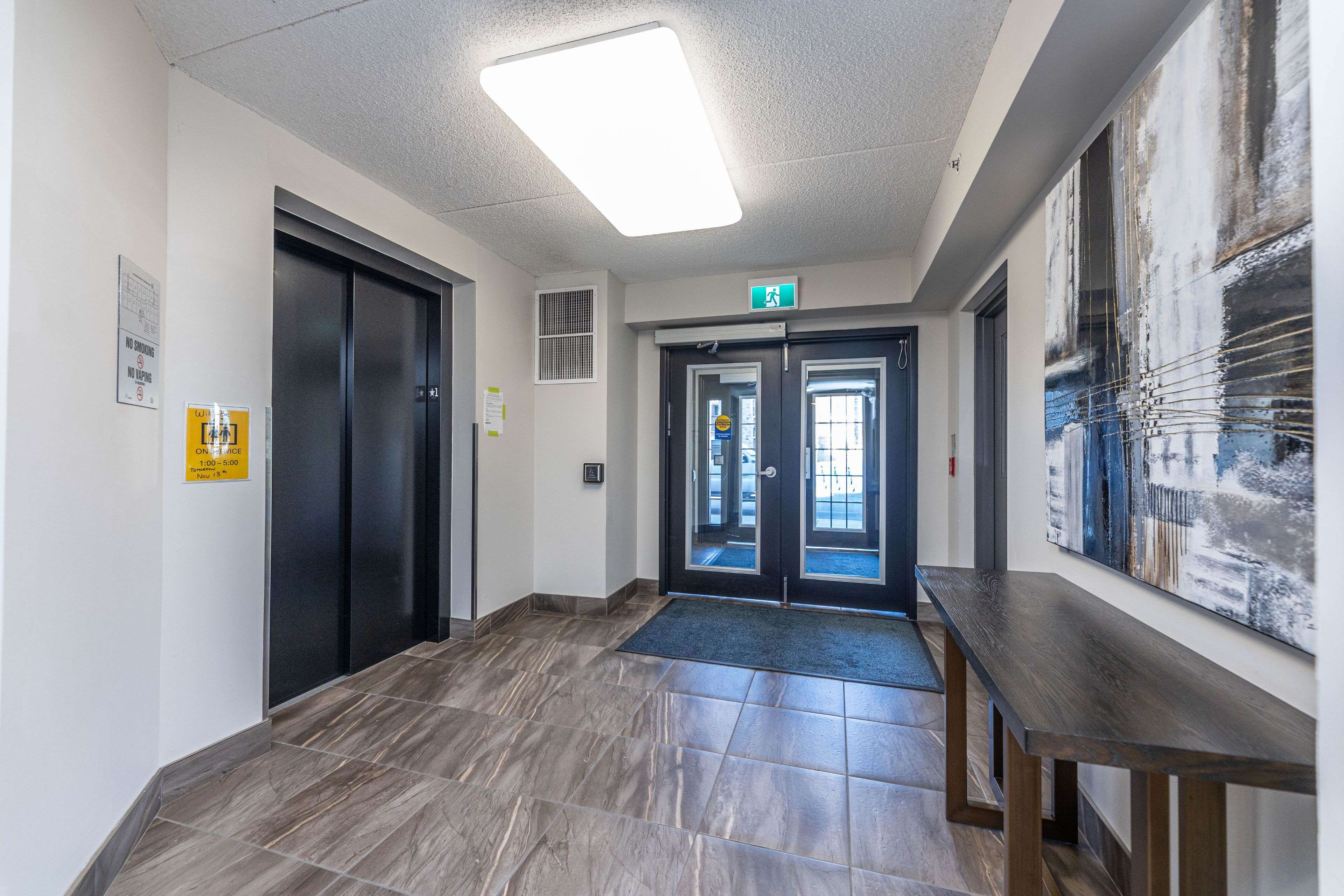 Milton, ON L9T 8W4,1450 MAIN ST #409