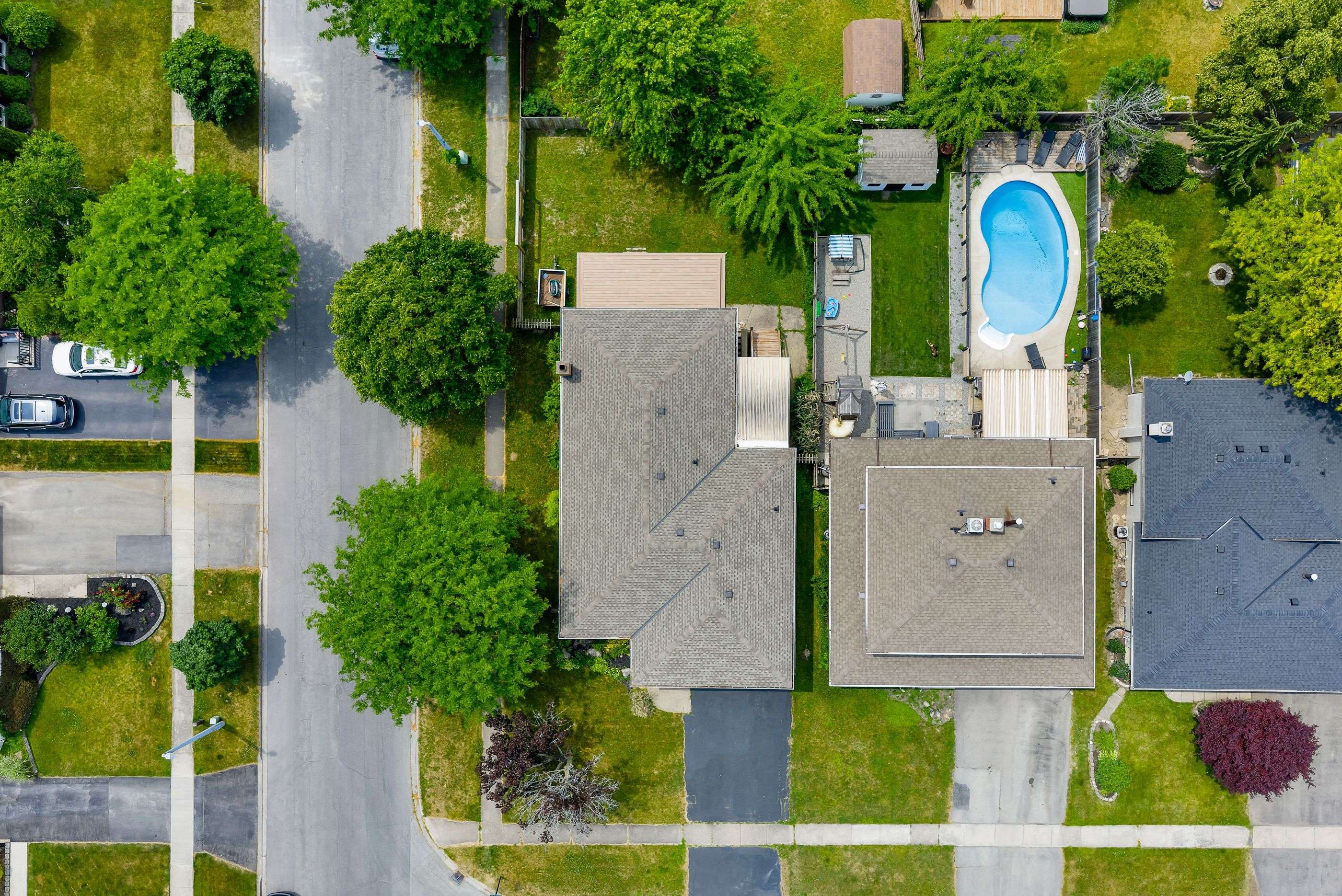 Welland, ON L3C 6H7,7 Canora CT