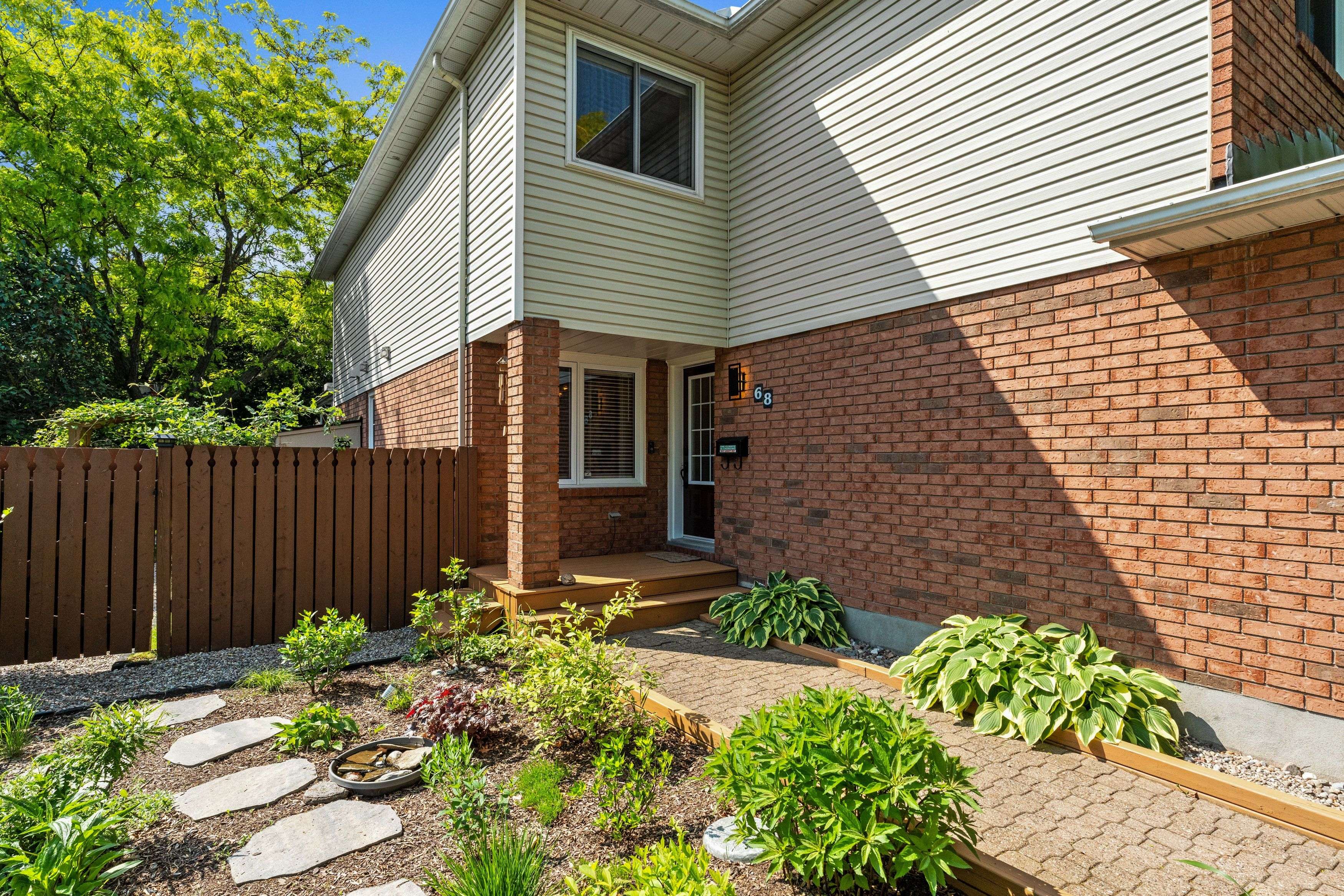 South Of Baseline To Knoxdale, ON K2G 6C4,68 Thornbury CRES