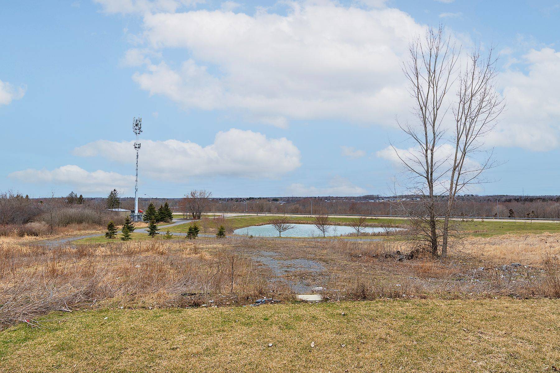 Kingston, ON K7P 0M7,1245 Carfa CRES