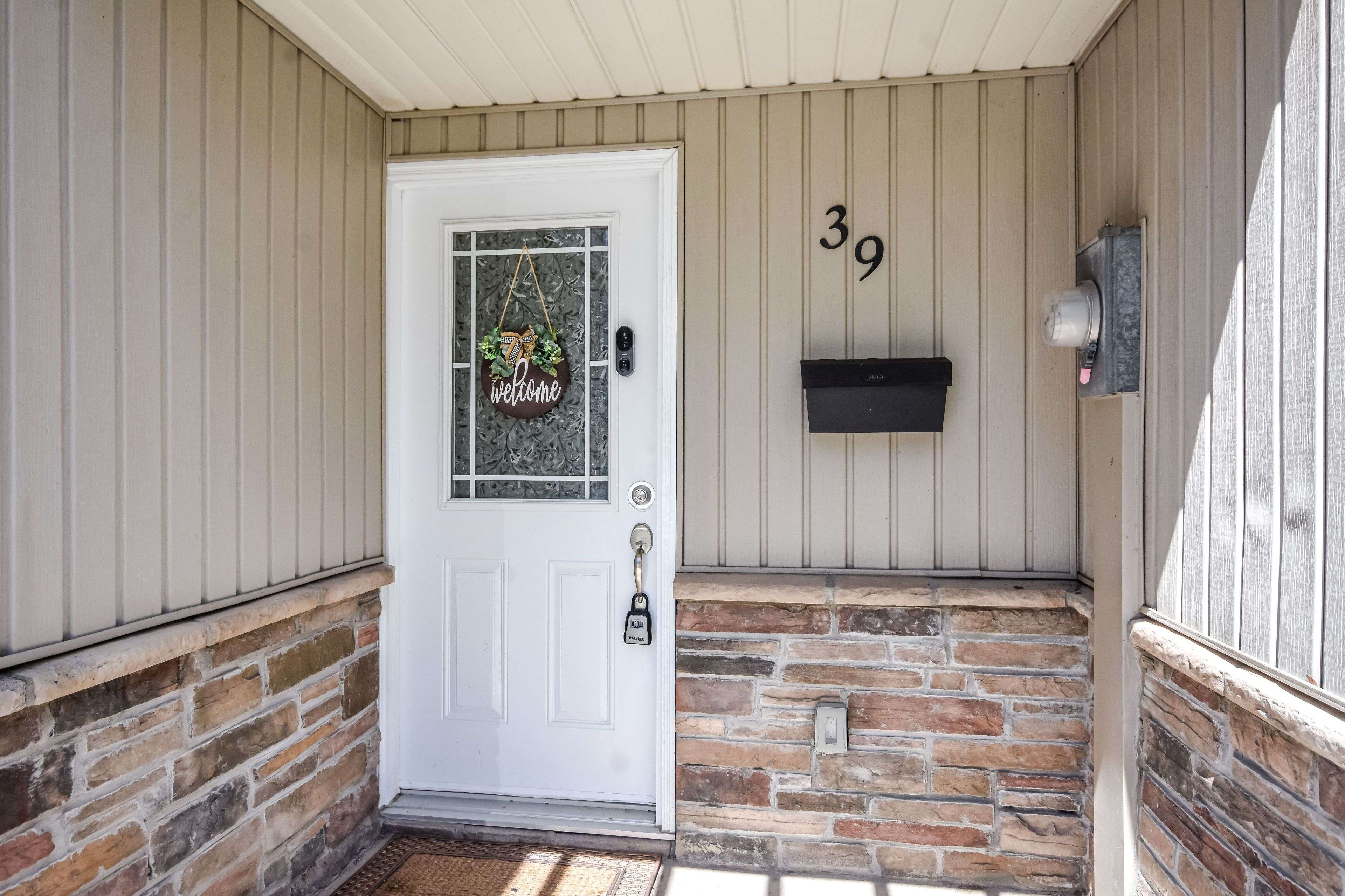 Orillia, ON L3V 6T2,12 Lankin BLVD #39