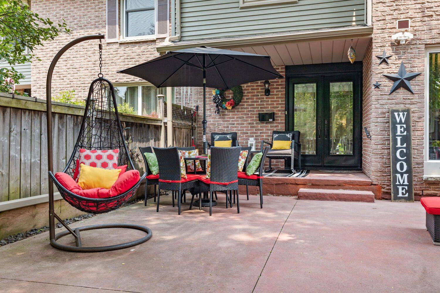 London South, ON N6J 3N7,38 Berkshire CT