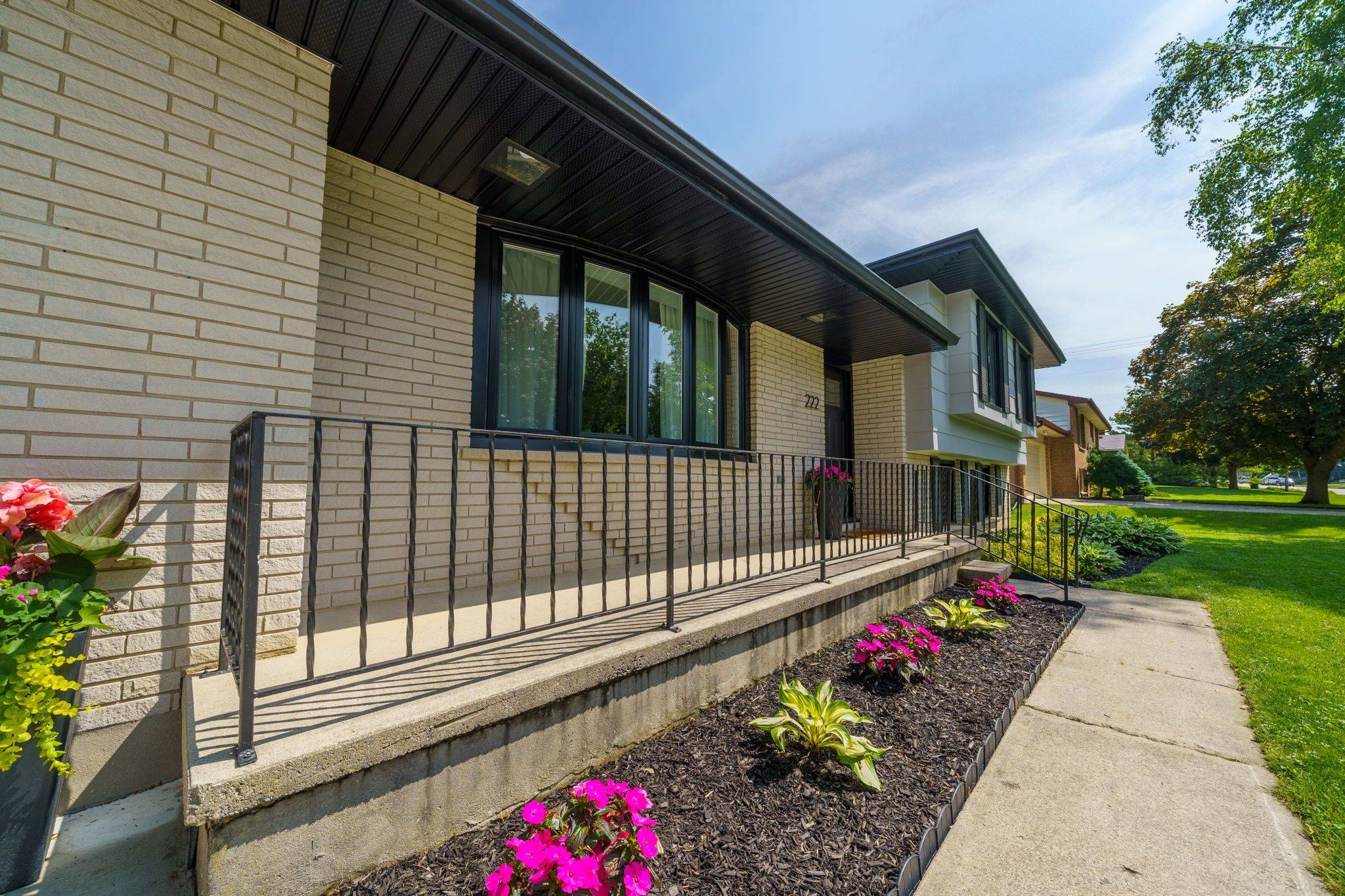 South Huron, ON N0M 1S1,222 CHURCHILL DR