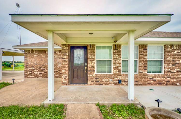 Elm Mott, TX 76640,592 S Baese Road