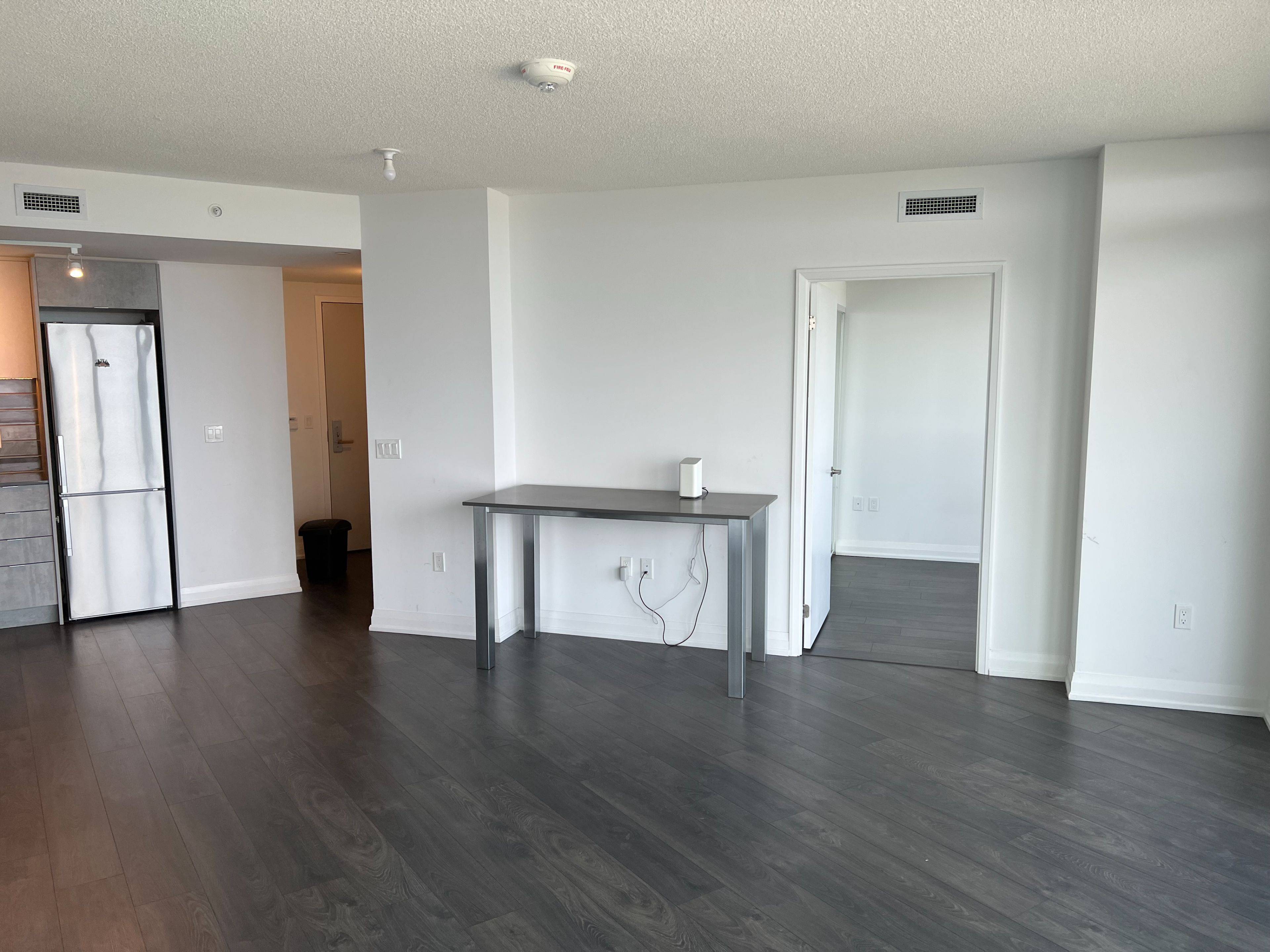 Toronto W08, ON M9B 6L6,30 GIBBS DR #2408