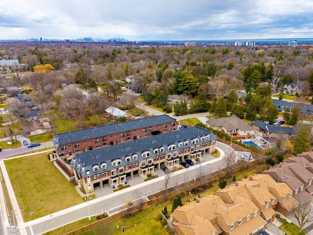 Mississauga, ON L5G 0C3,1663 Vellore CRES