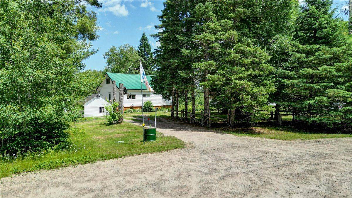 Hastings Highlands, ON K0L 1C0,343 Glory RD