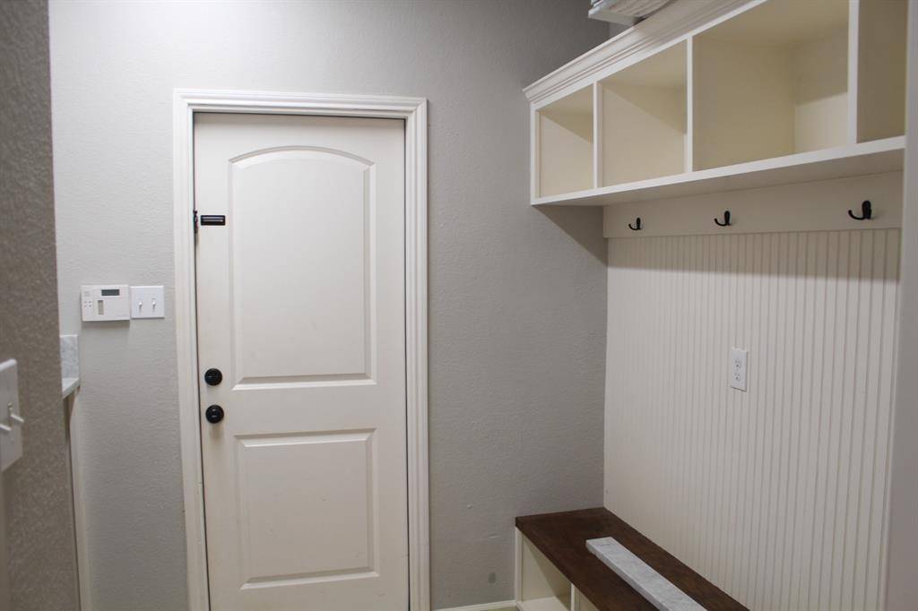 Arlington, TX 76017,923 Felicia Lane