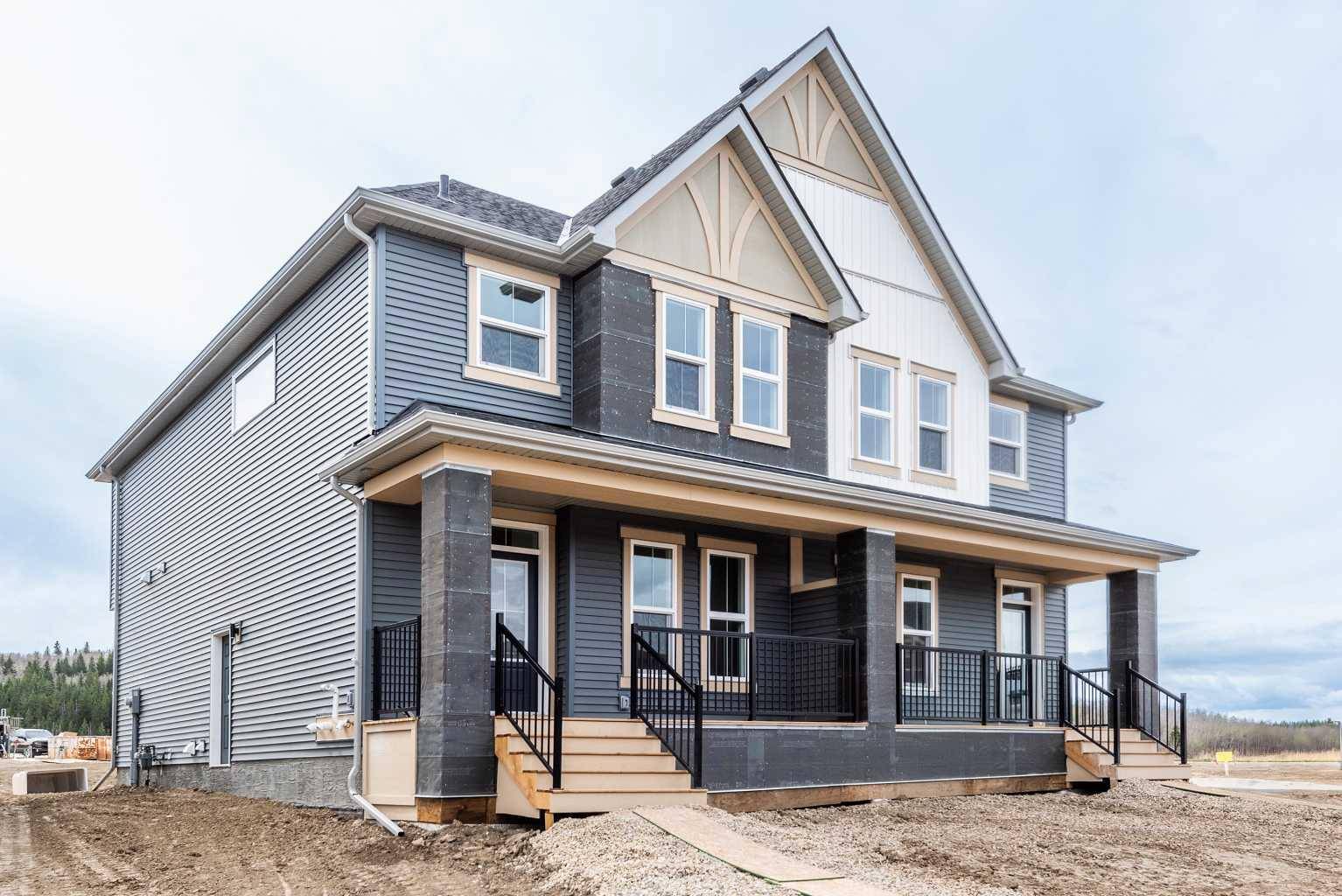 Calgary, AB T2X 5X8,166 Creekview GDNS SW