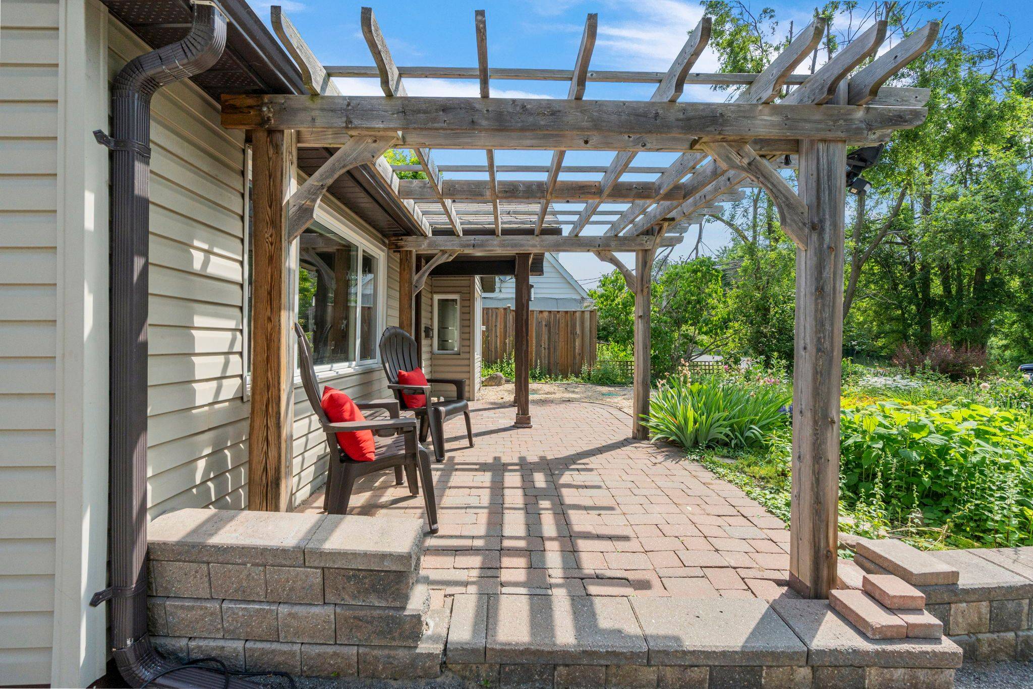 Oro-medonte, ON L4M 1E7,318 Shanty Bay Rd RD