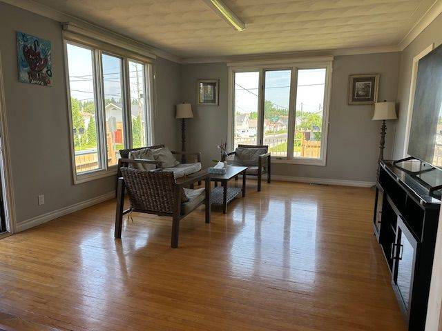 Timmins, ON P4N 4Y1,270 Waterloo RD