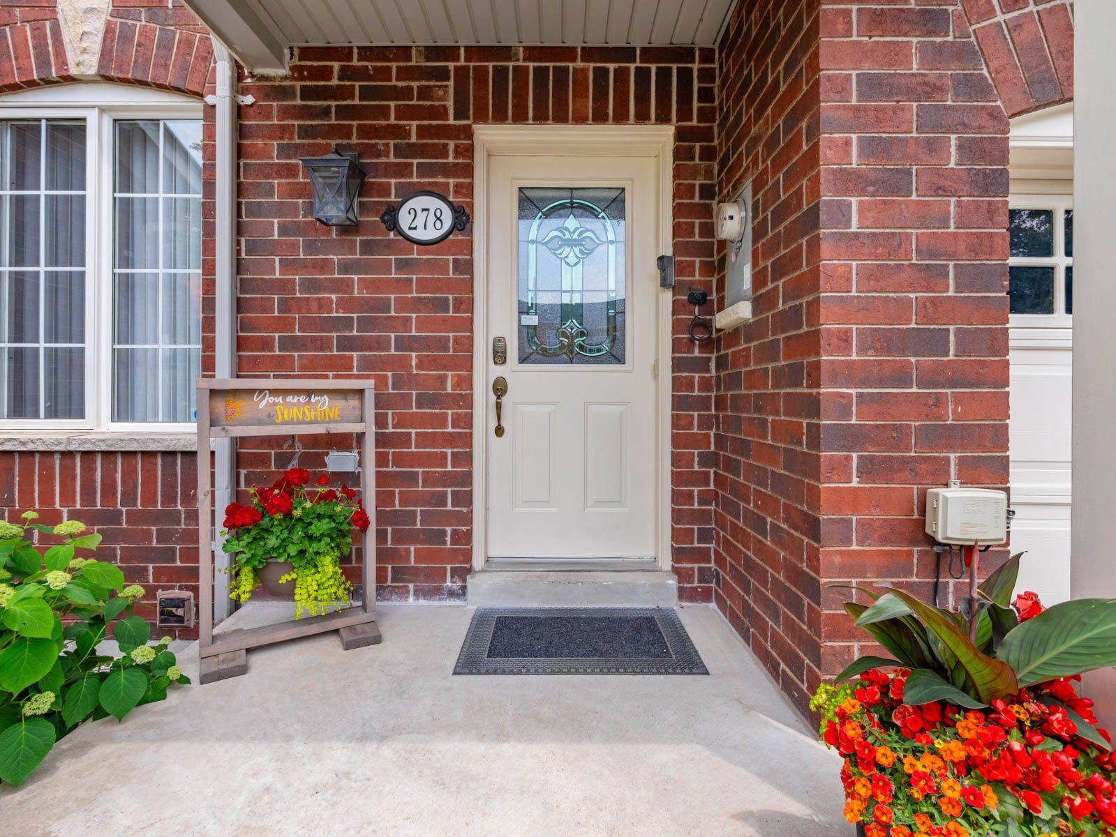 Milton, ON L9T 5Y9,278 Van Allen Gate