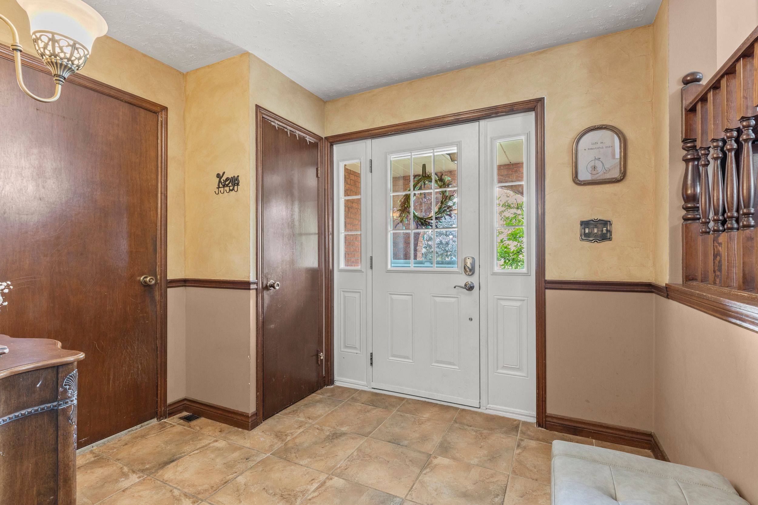 Welland, ON L3C 4W7,363 Fitch ST