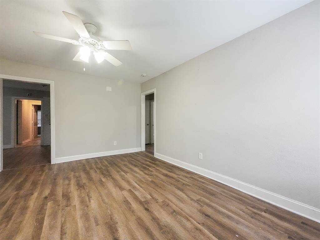 Dallas, TX 75216,4218 Tacoma Street