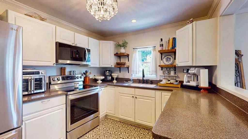 Thomasville, GA 31792,122 Glenwood Drive
