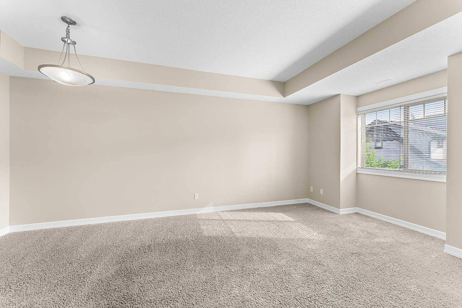 Calgary, AB T3B6L7,121 Copperpond Common SE #816