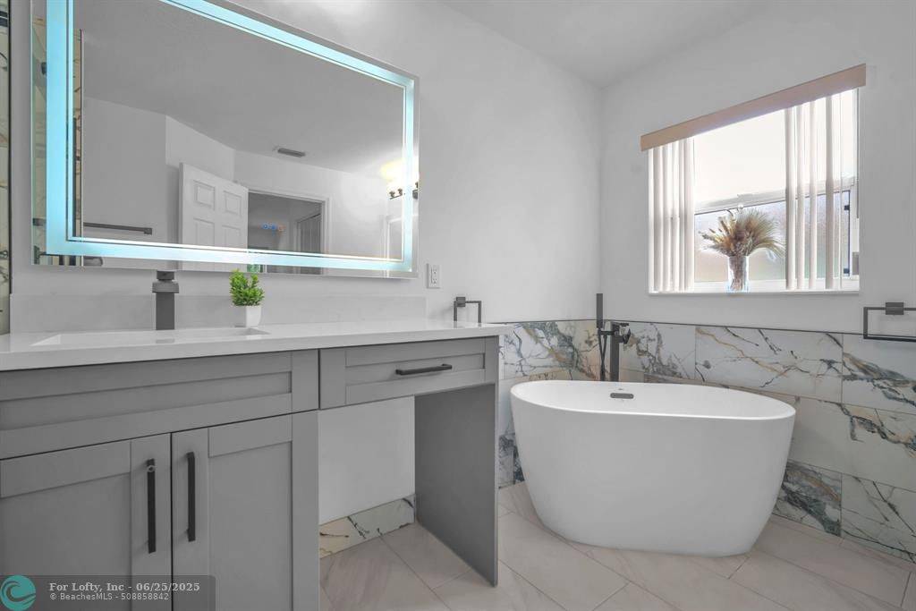 Royal Palm Beach, FL 33411,122 Chestnut Circle