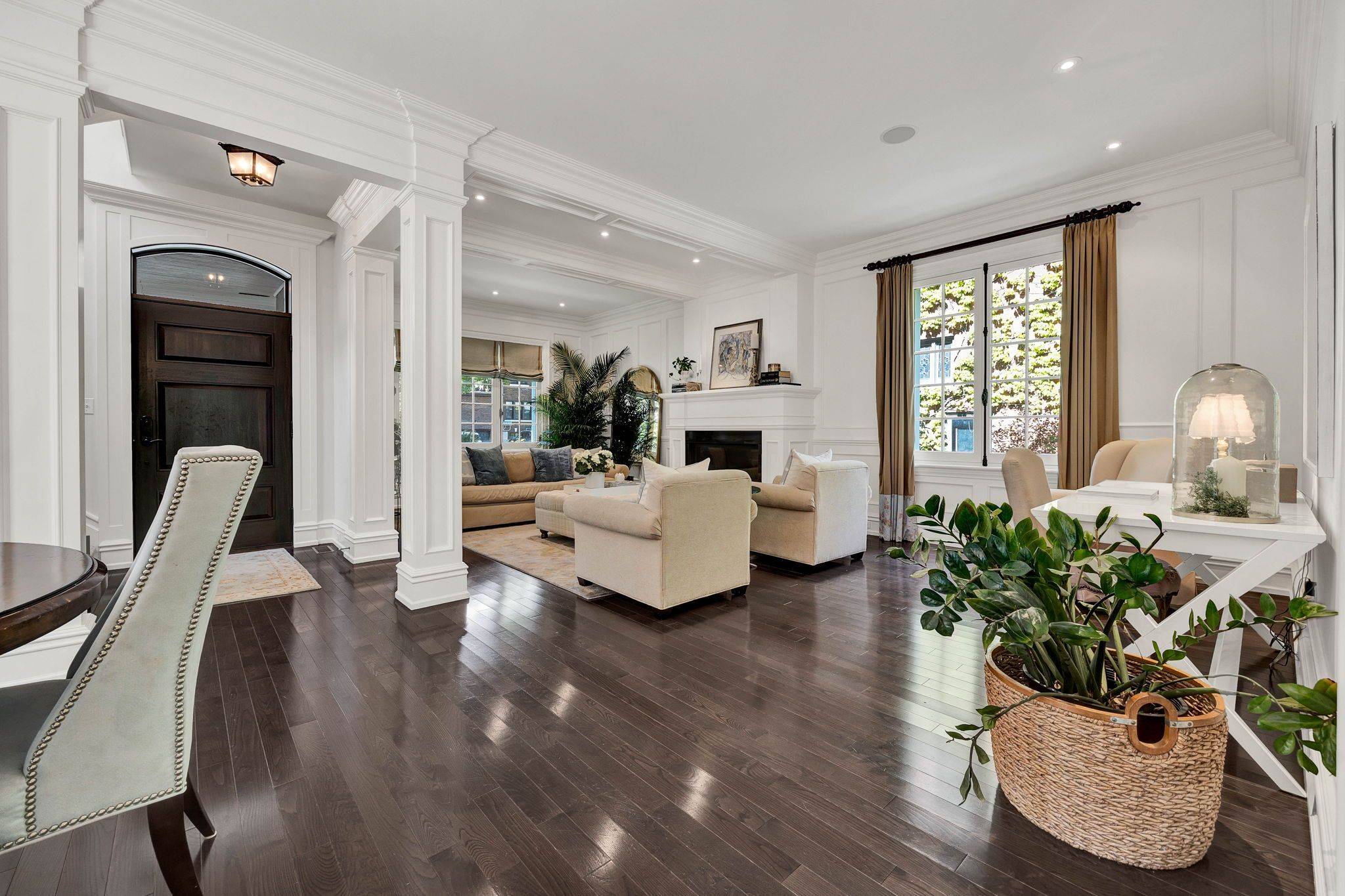 Kitchener, ON N2H 4Z6,19 Maynard AVE