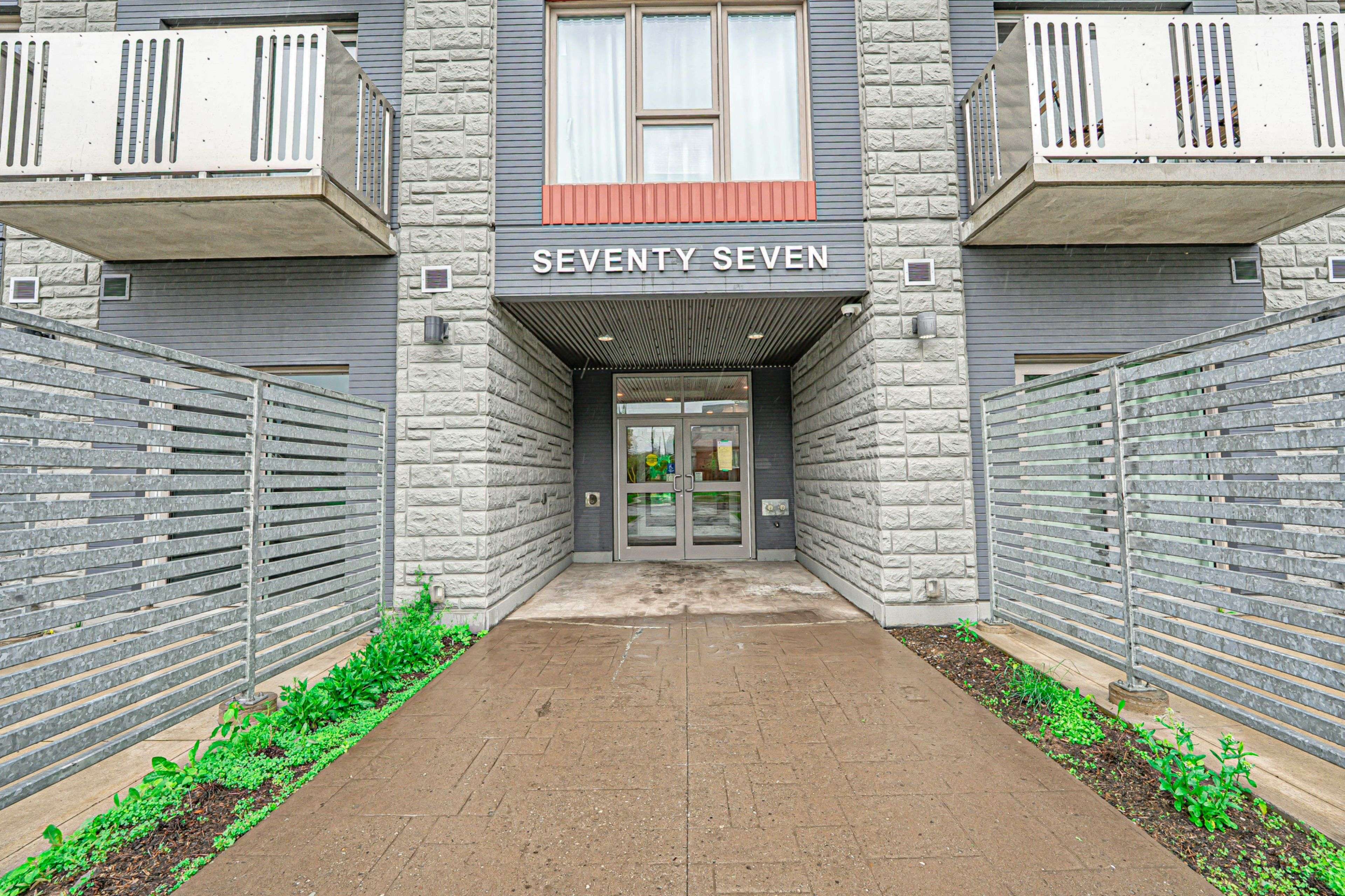 Hamilton, ON L8S 3A1,77 Leland ST #401