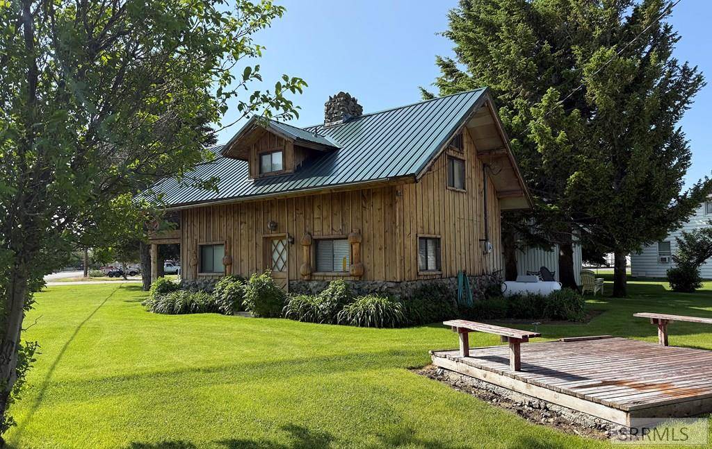 Mackay, ID 83251,501 W Pine Avenue