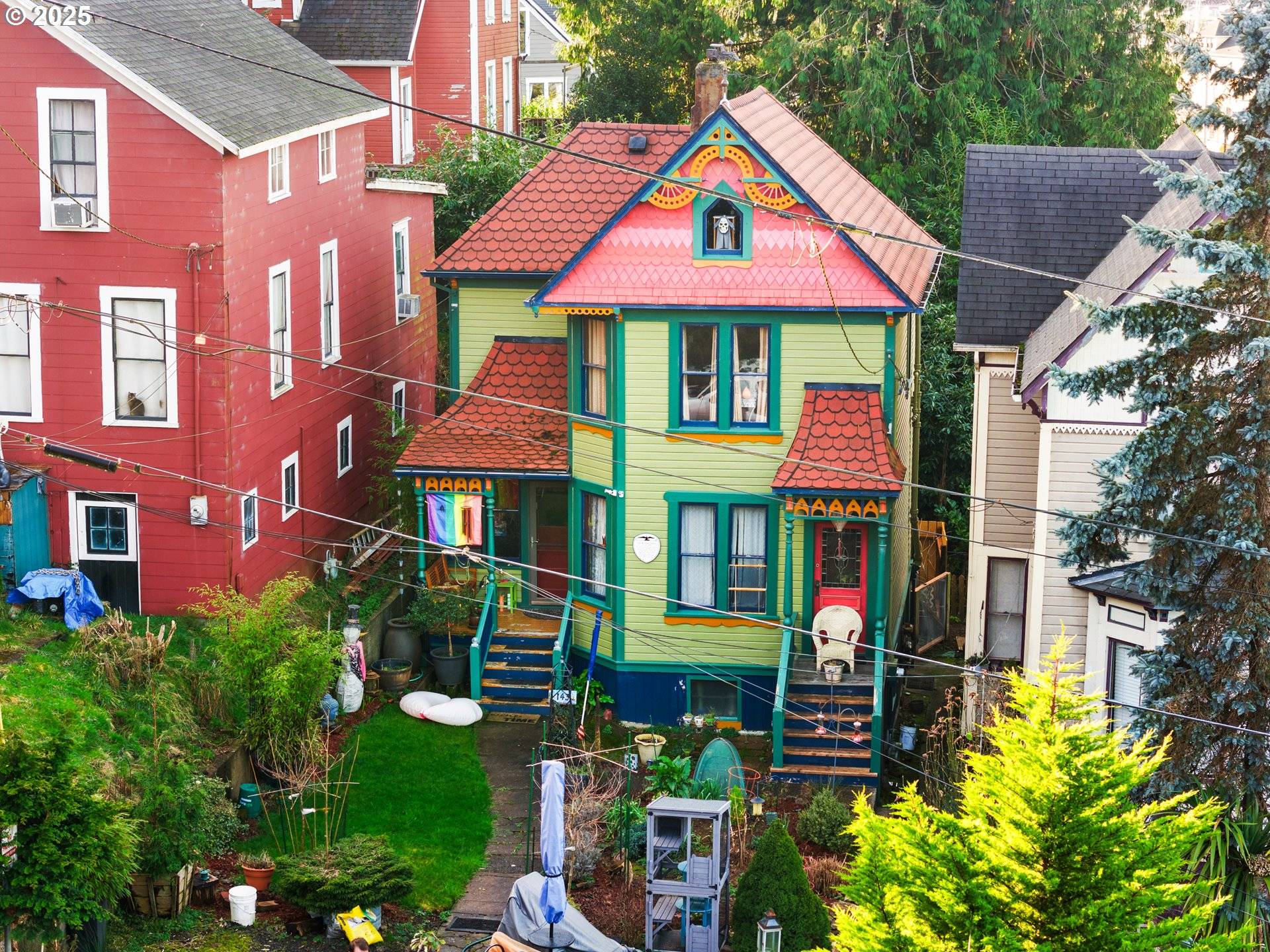 Astoria, OR 97103,143 WASHINGTON ST