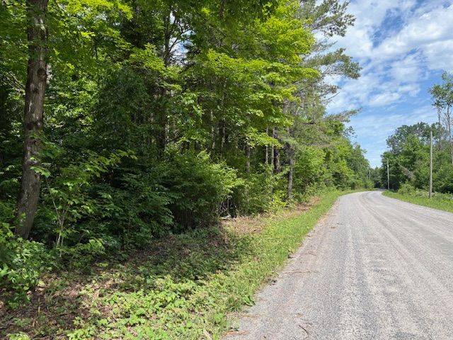 Sundridge, ON P0A 1Z0,00 Forest Lake RD