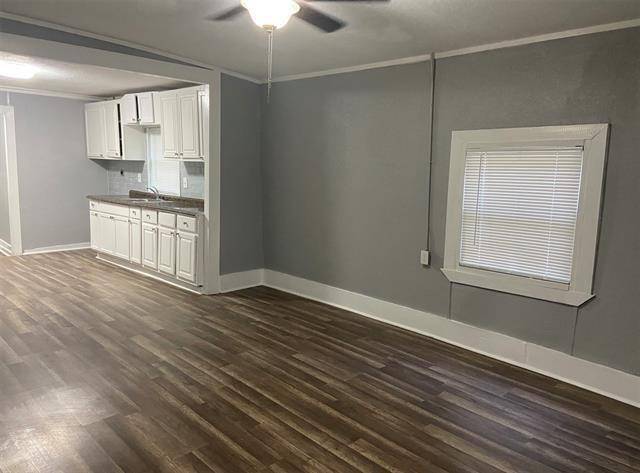 Waxahachie, TX 75165,721 E Jefferson Street