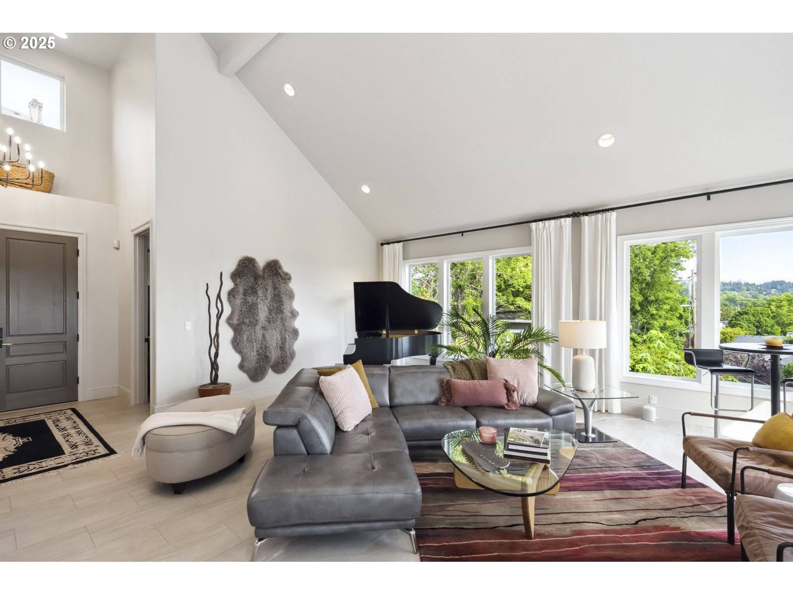 Portland, OR 97219,7568 S LAVIEW DR
