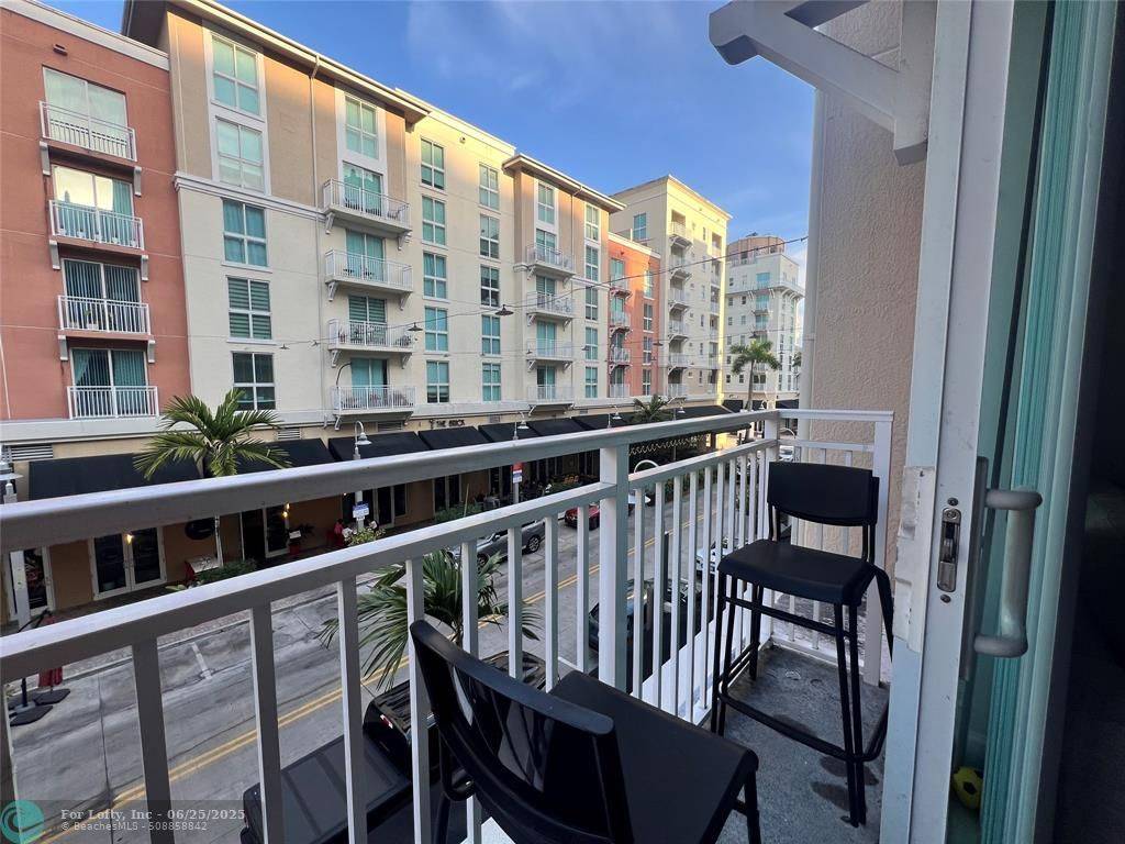 Miami, FL 33156,[StreetName,UnitNumber,StreetNumber,StreetDirPrefix]