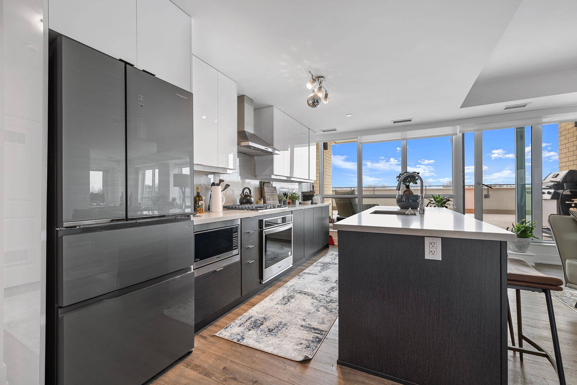 Whitchurch-stouffville, ON L4A 5G1,11750 Ninth Line #339 B
