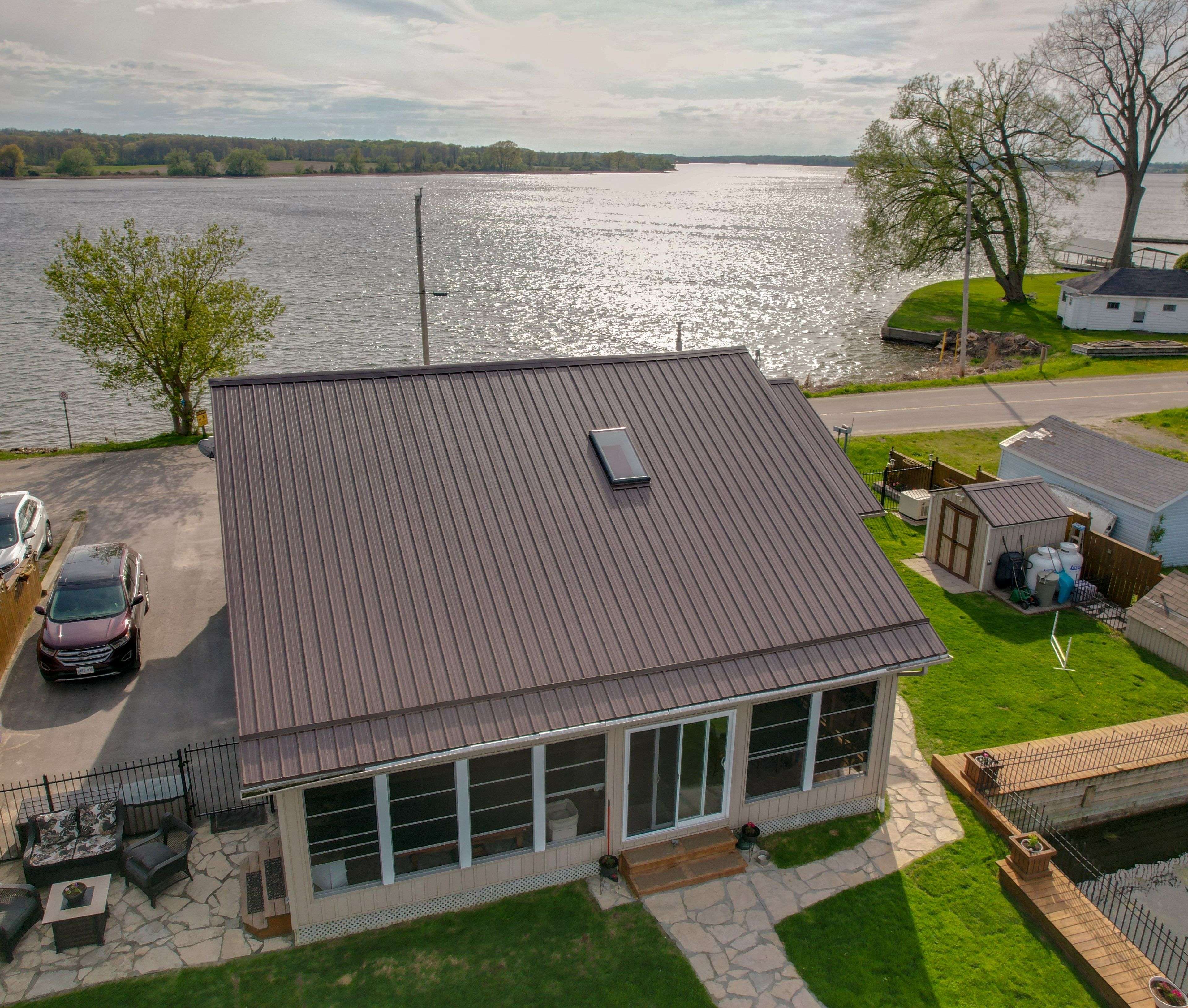 Gananoque, ON K7G 2V5,356 HOWE ISLAND FERRY RD
