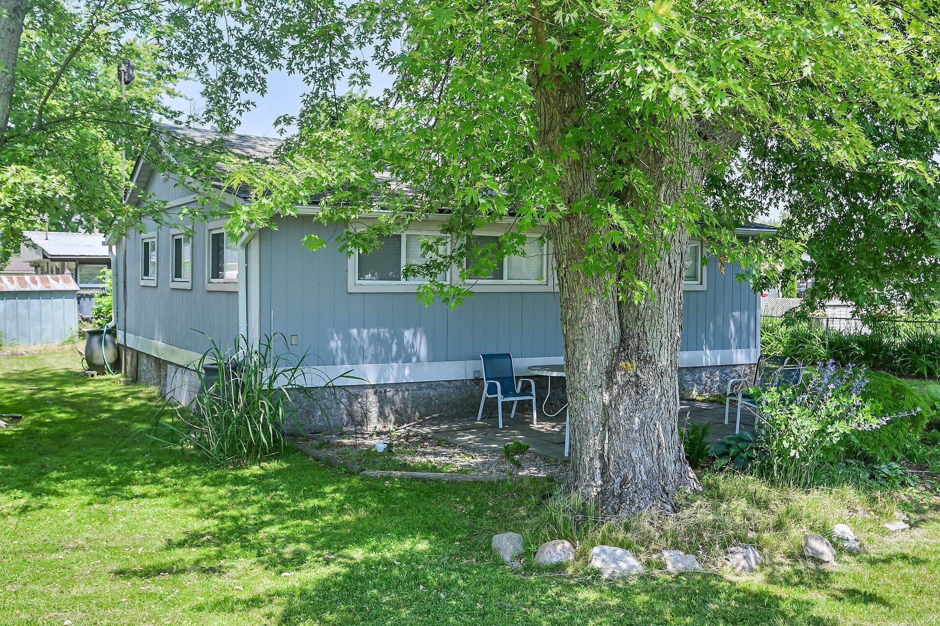 Haldimand, ON N0A 1P0,1041 Lakeshore RD
