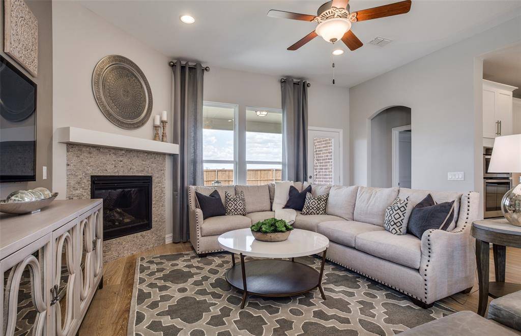 Pilot Point, TX 75009,5866 Blackwell Avenue