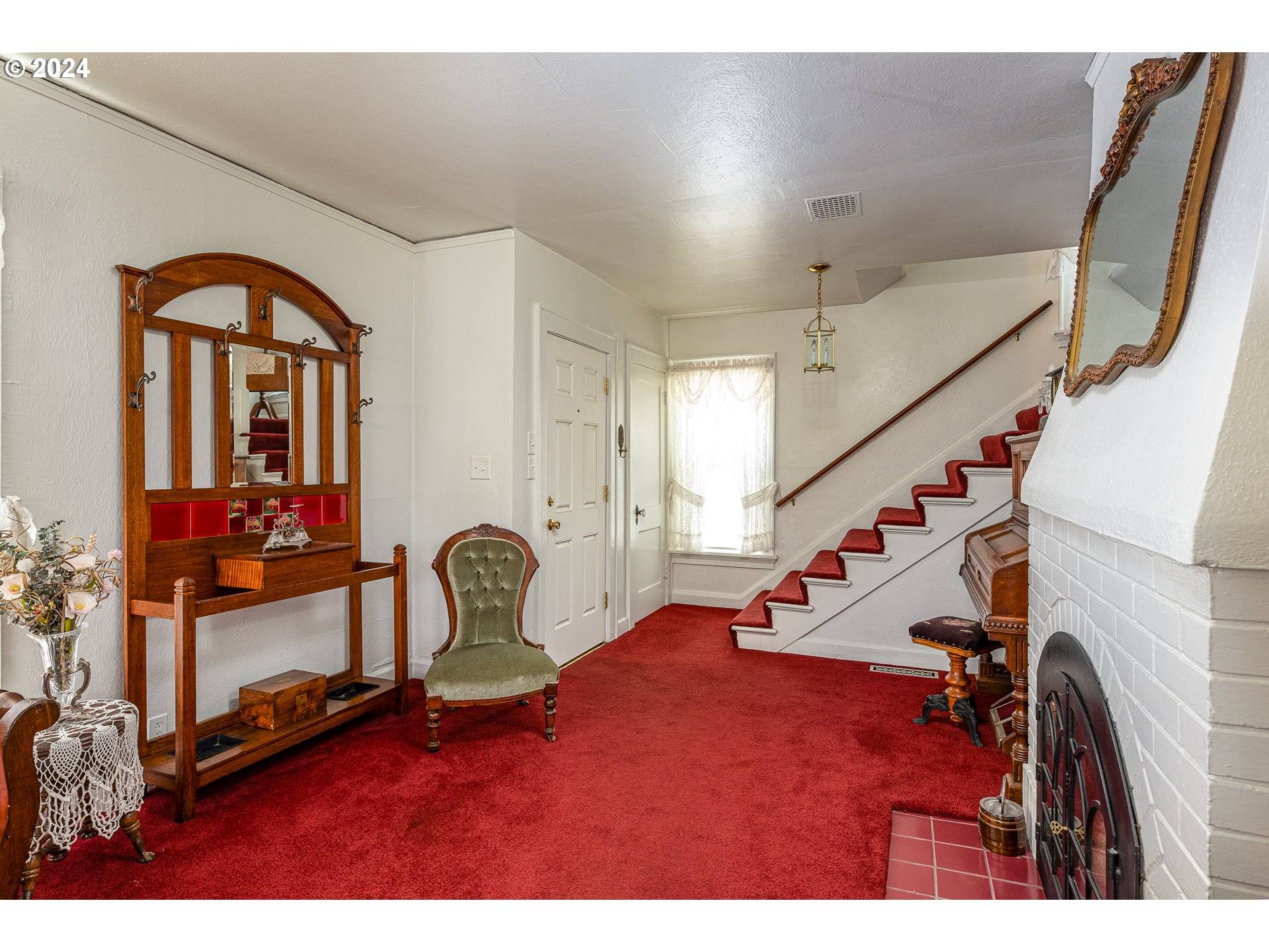 Eugene, OR 97405,2223 ALDER ST