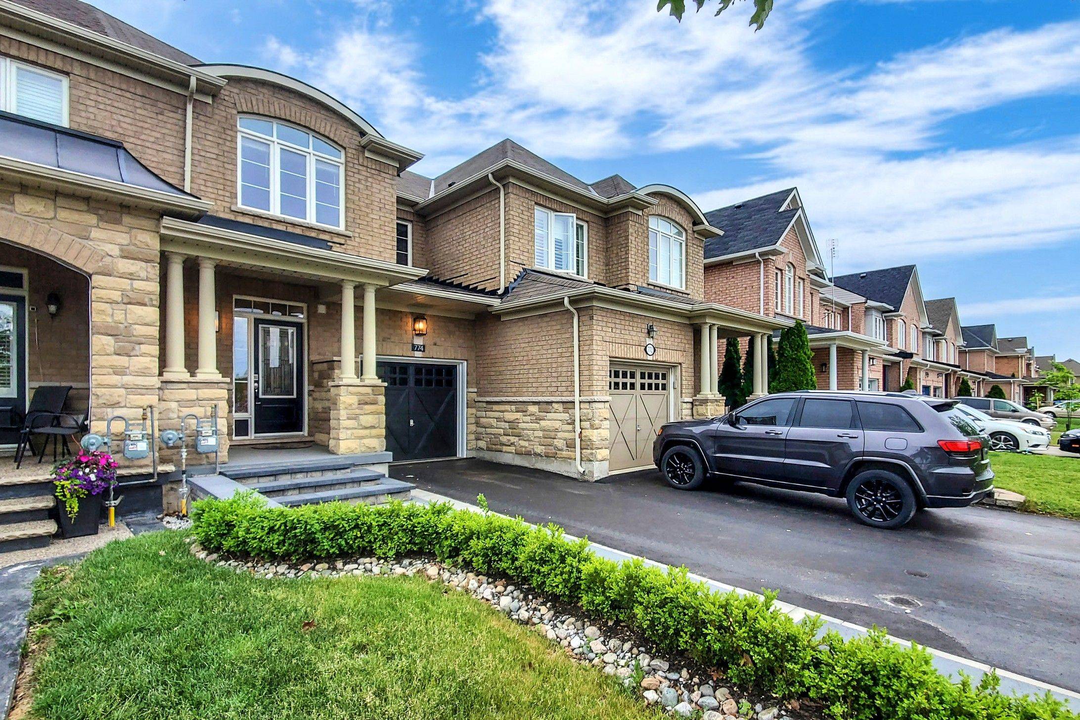 Milton, ON L9T 8K2,774 Sugden TER