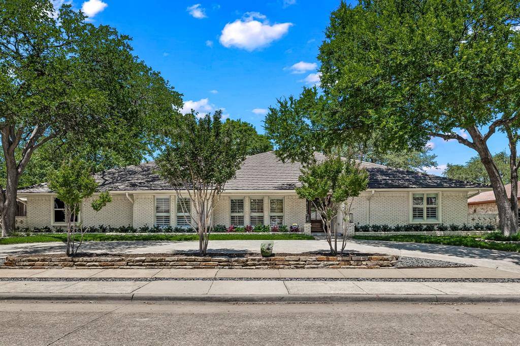 Dallas, TX 75244,4315 Laren Lane