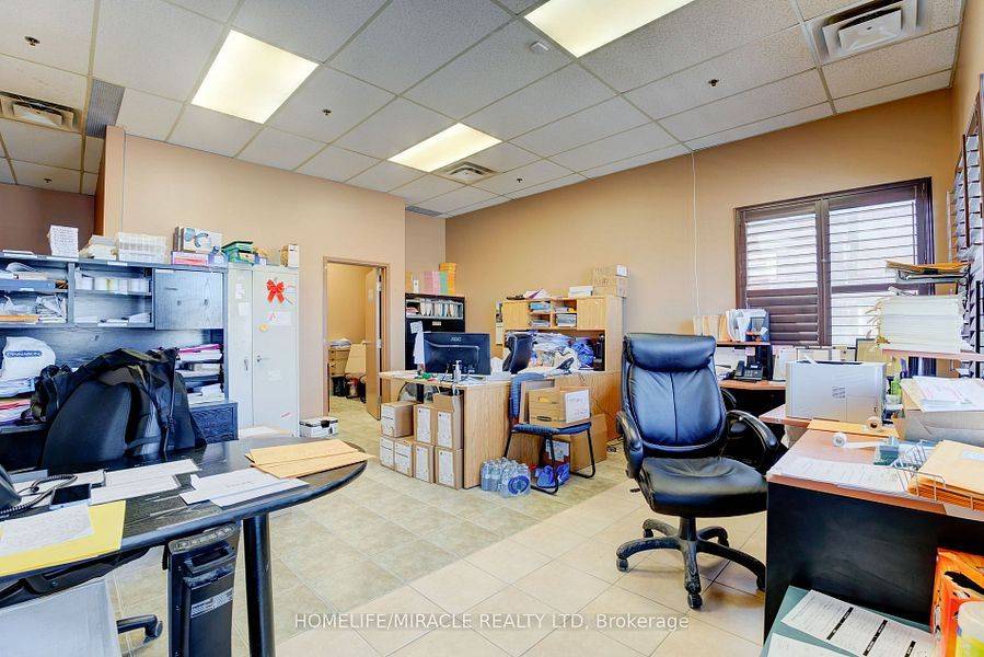 Brampton, ON L6T 4H9,173 Advance BLVD #45