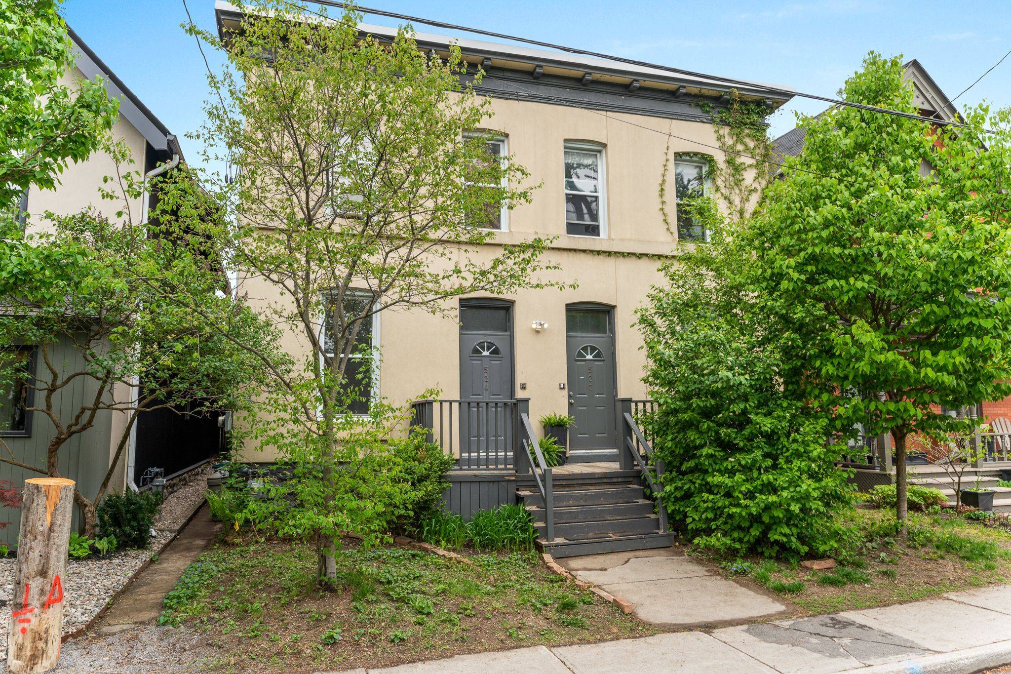 Ottawa Centre, ON K1R 6B5,522/524 Bay ST