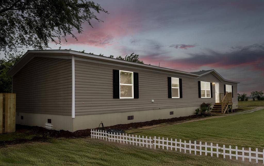 Trinidad, TX 75163,114 St Michaels Drive