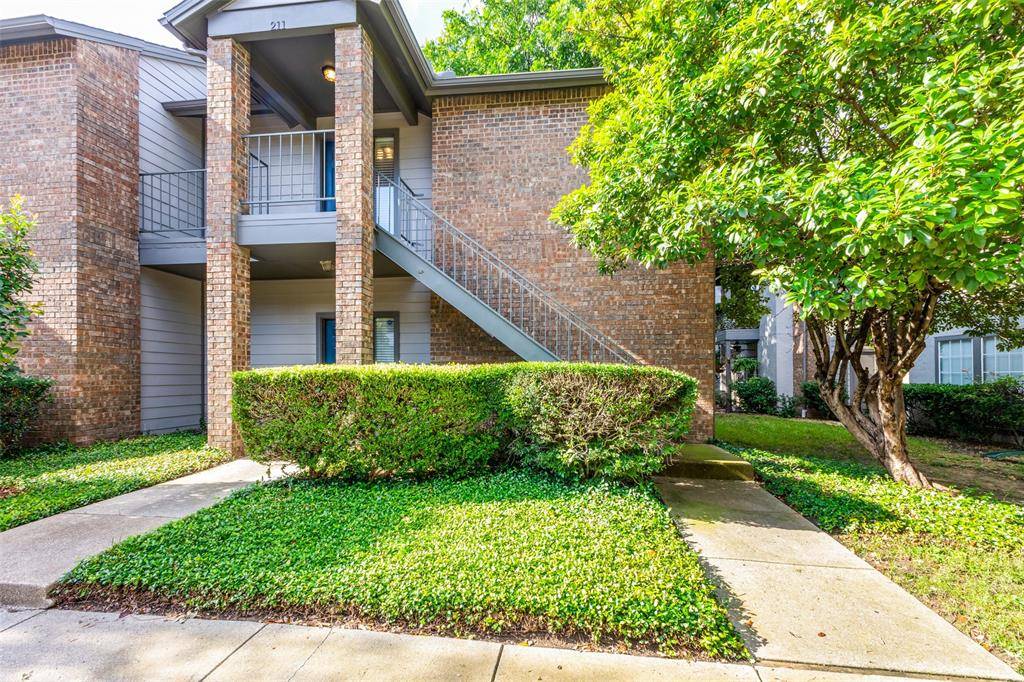 Addison, TX 75001,4067 Beltway Drive #211