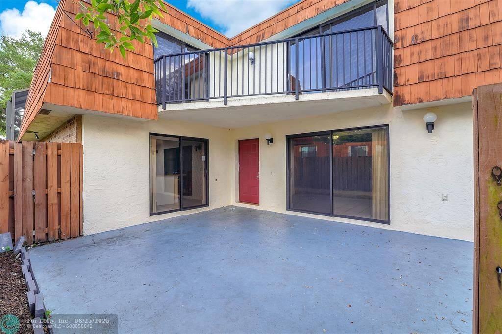 North Lauderdale, FL 33068,8466 S Coral Cir