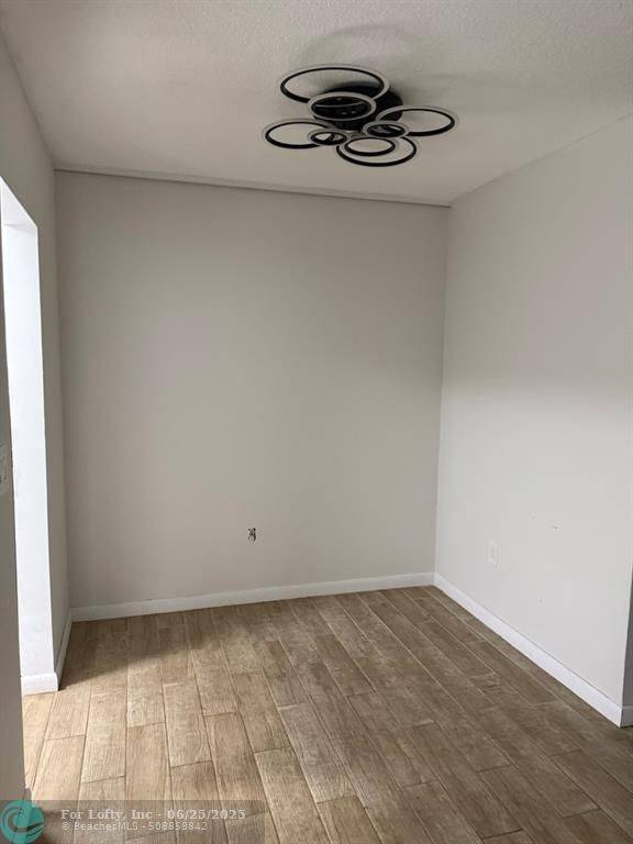 North Miami Beach, FL 33162,16900 NE 14th Ave  #108