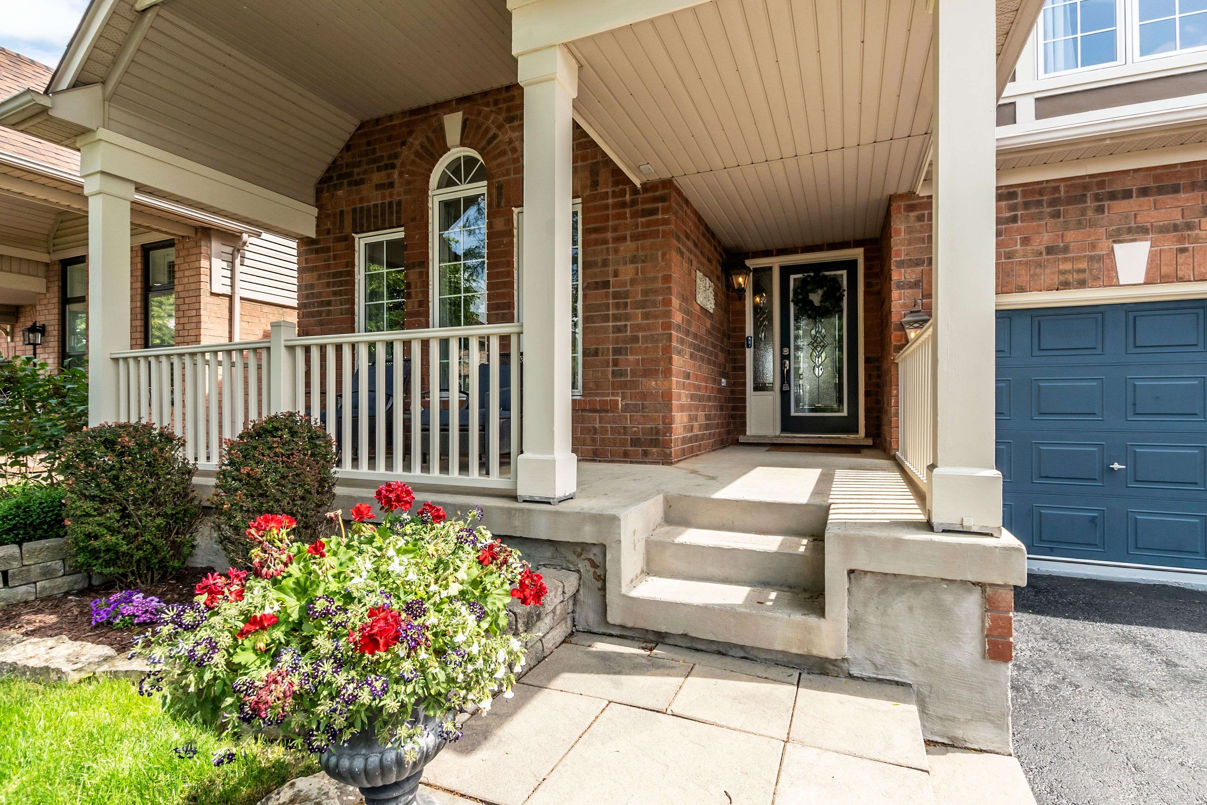 Milton, ON L9T 6A2,969 Lancaster BLVD
