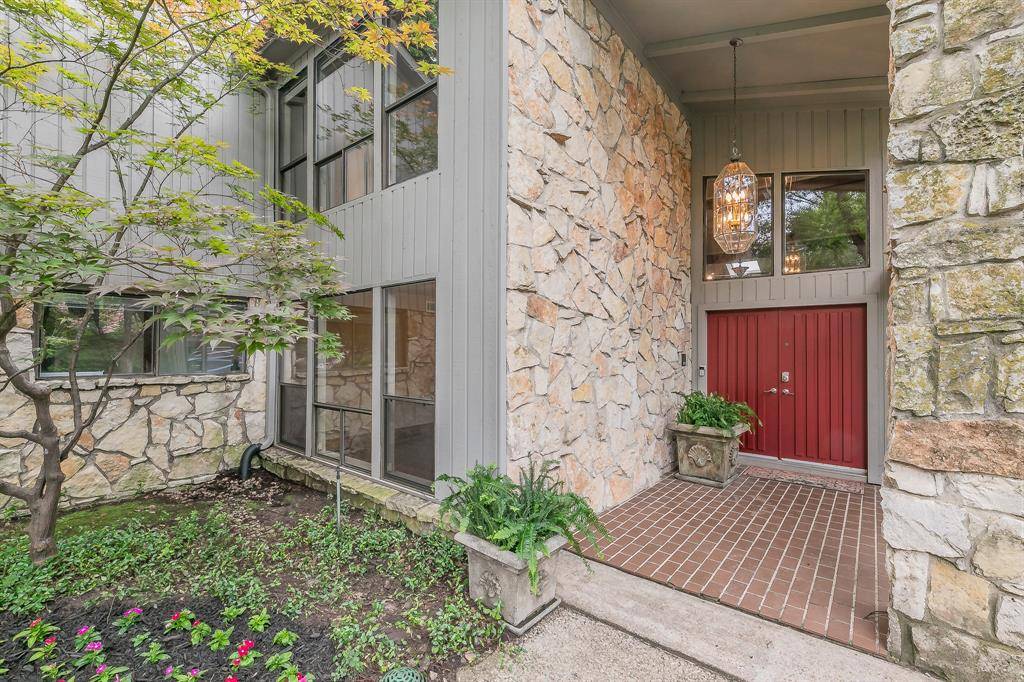 Arlington, TX 76012,1504 Riverview Drive