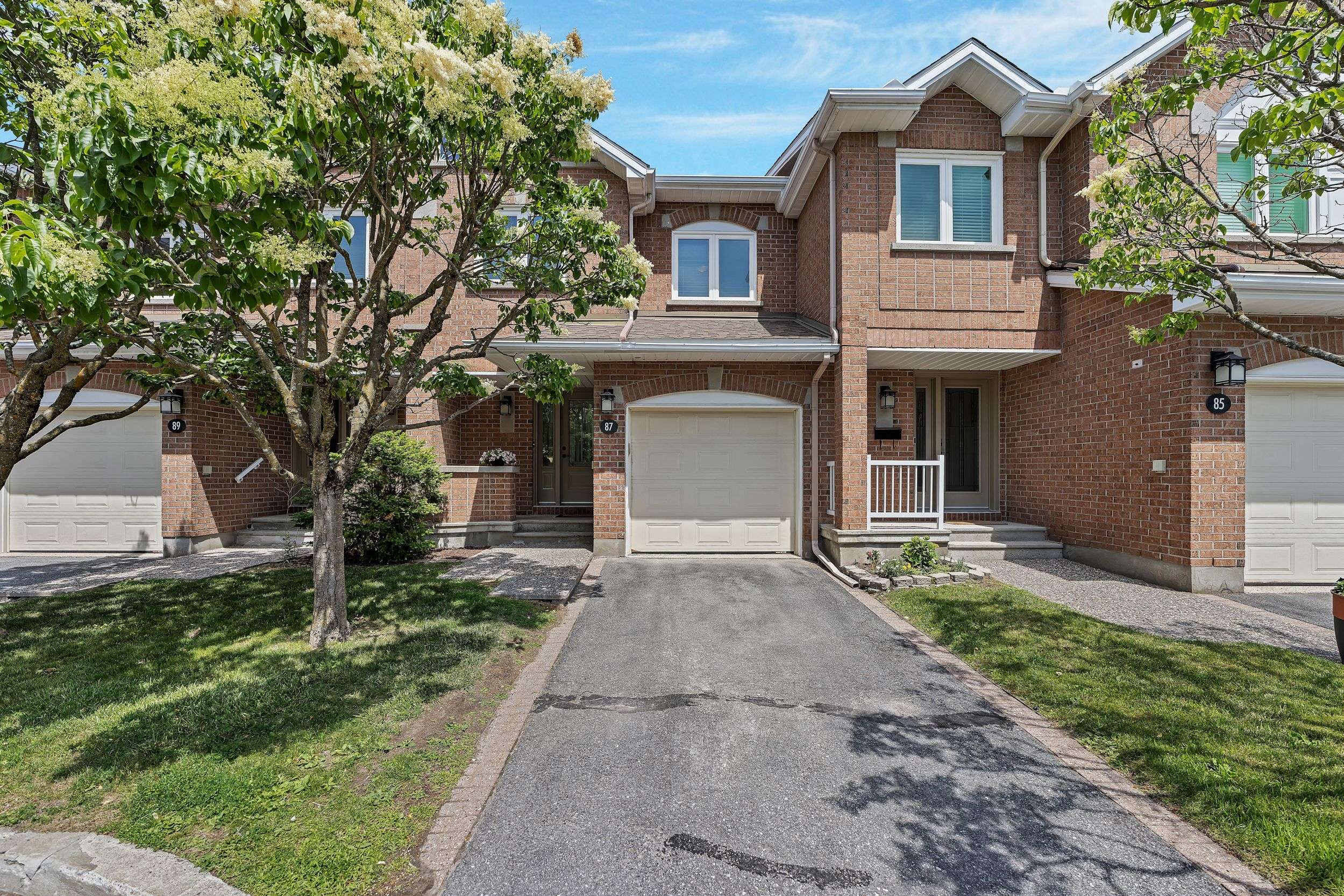 South Of Baseline To Knoxdale, ON K2G 5V8,87 Dalecroft CRES