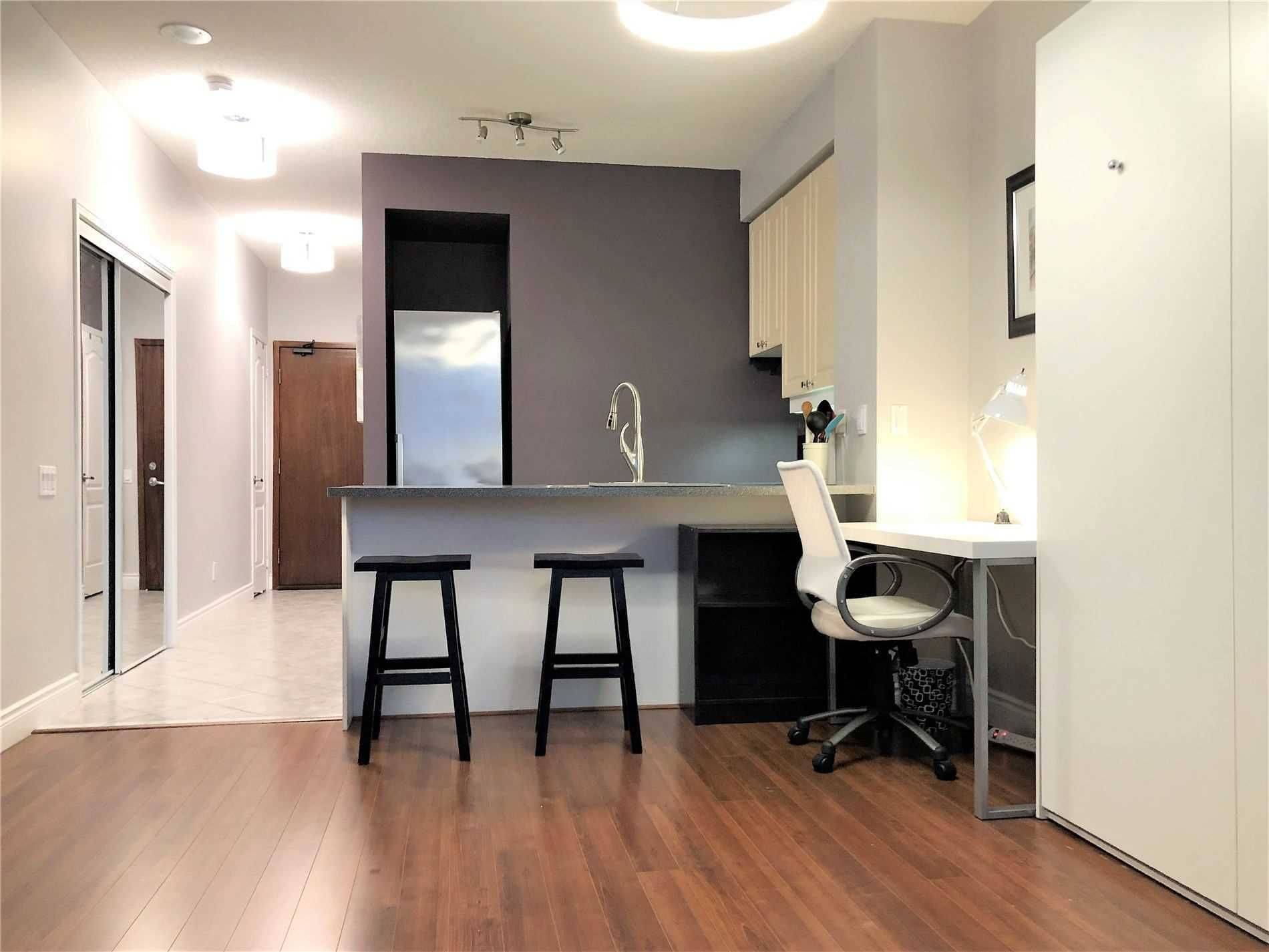 Toronto C08, ON M4Y 3A6,555 Yonge ST #508