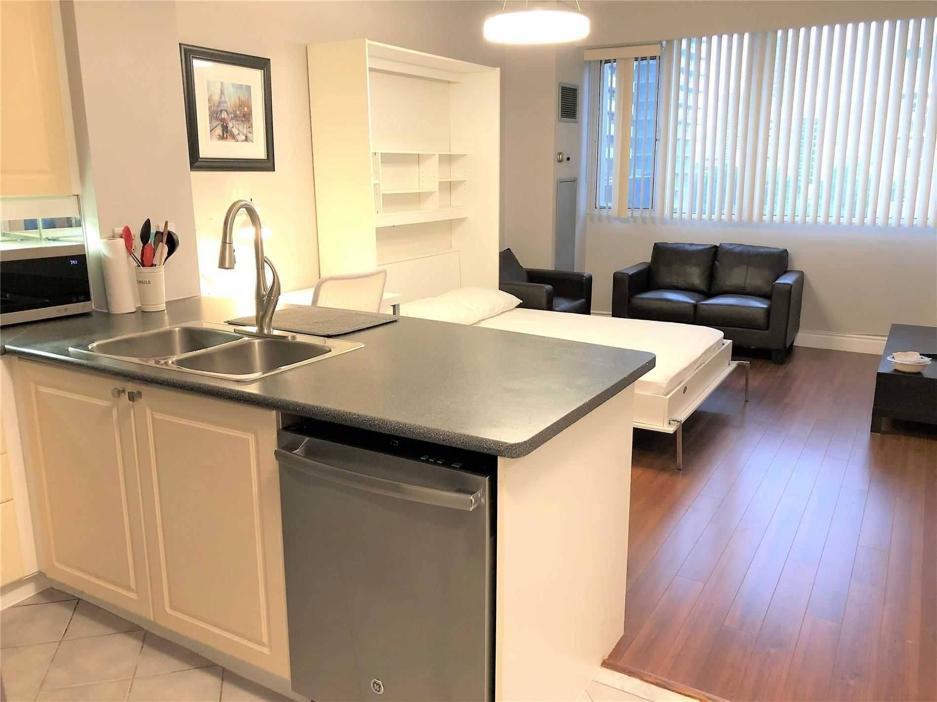 Toronto C08, ON M4Y 3A6,555 Yonge ST #508