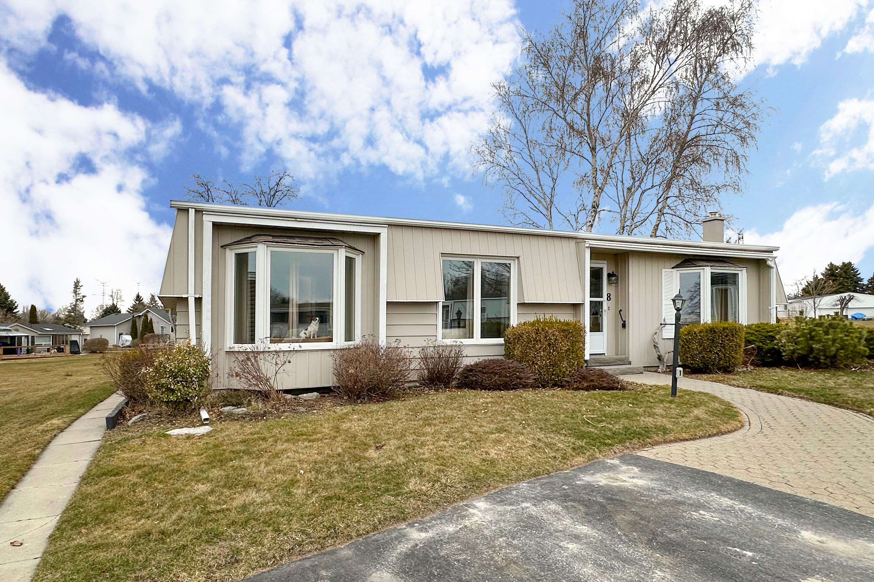 Clarington, ON L1B 1B5,8 Seventh Hole CT